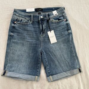 Judy Blue Light Wash Denim Shorts